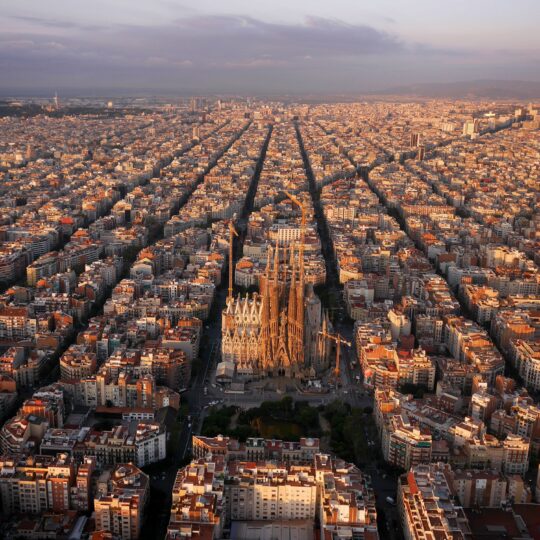 https://ichic2027.com/wp-content/uploads/2026/05/bcn1-540x540.jpg